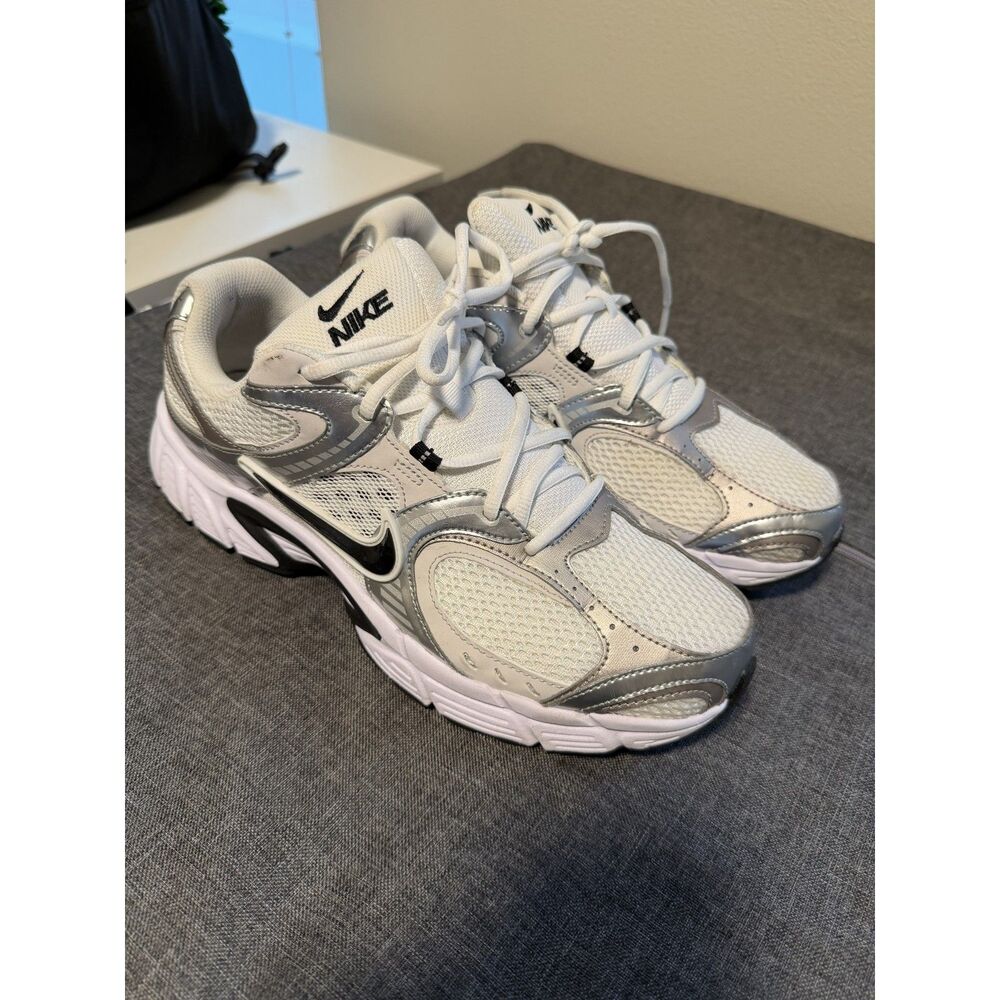 Nike RNR Size 11 Mens